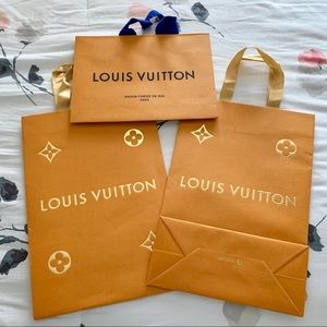 Louis Vuitton Holiday Shopping Paper Bags!🛍.